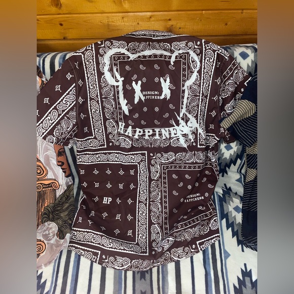 Men’s XL dress shirt/hoodie/dry fit shirt - Picture 1 of 3